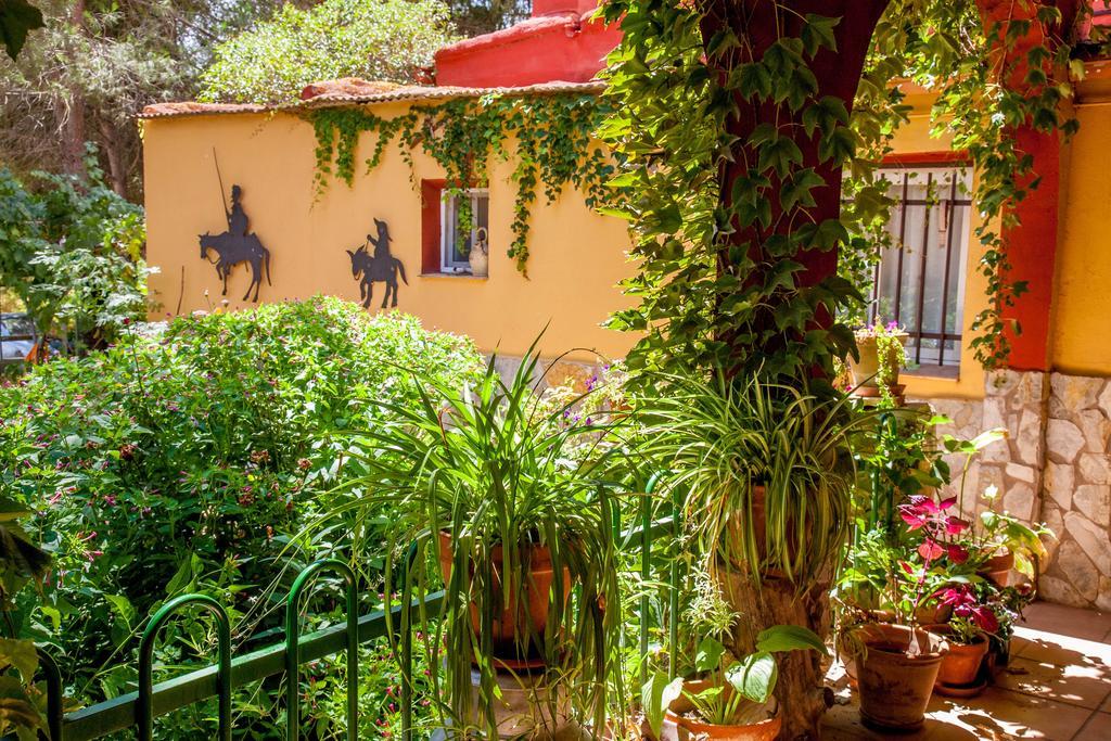 Hostal La Derrubiá Villamalea Exterior foto